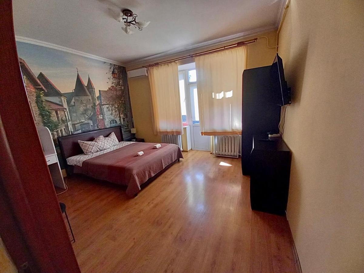 לבוב Valentine Apartment מראה חיצוני תמונה